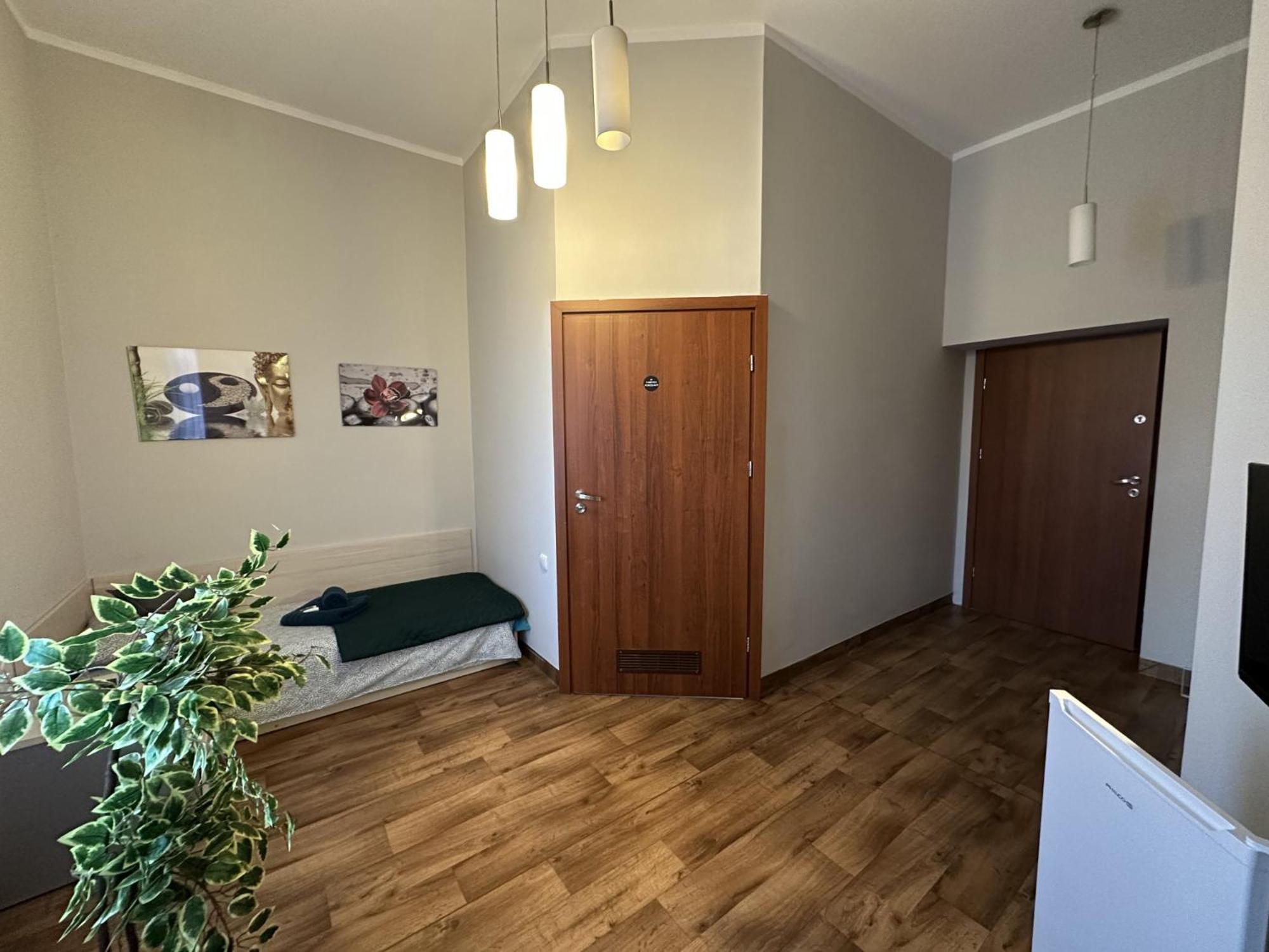 Pokoje Goscinne Rozbark Битом Екстериор снимка