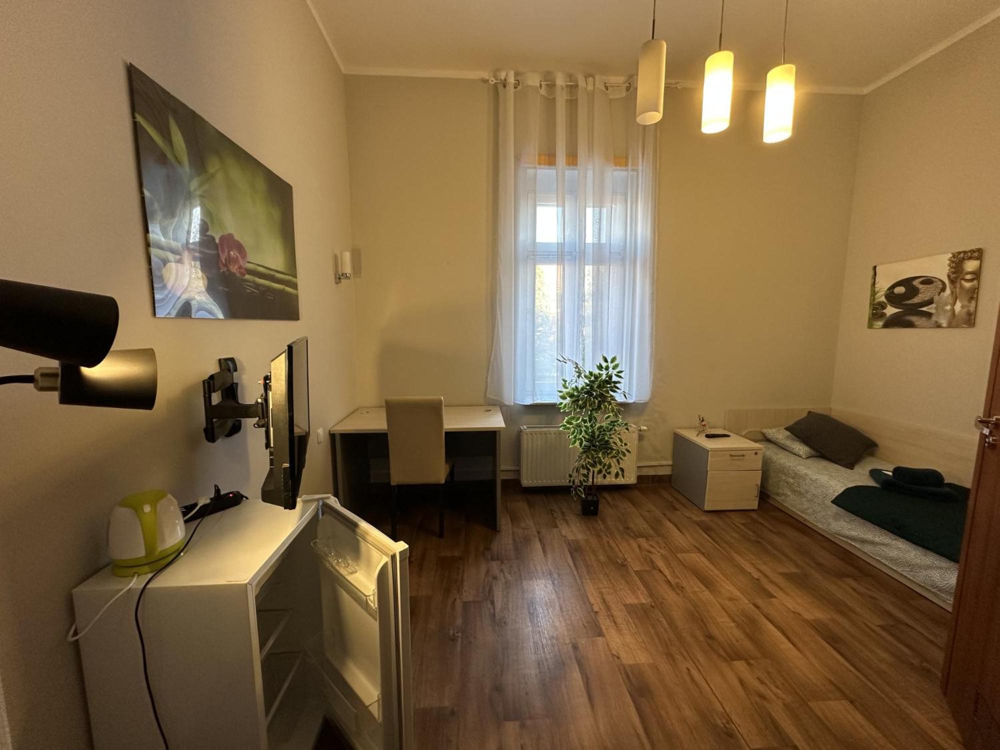 Pokoje Goscinne Rozbark Битом Екстериор снимка